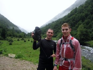 hiking in the pyrenees